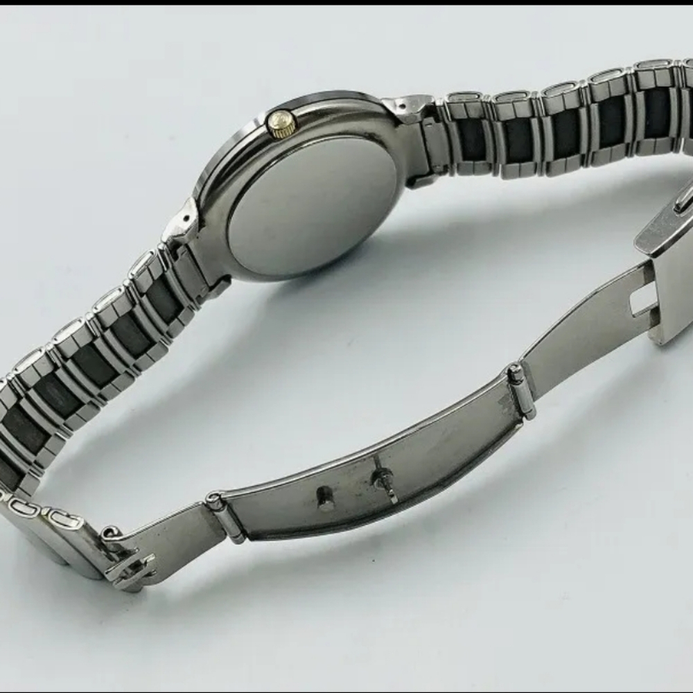 RADO Women's DIASTAR Quartz Watch St.Steel Date - Picture 12 of 13